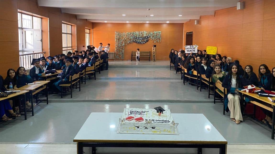 2024-2025 YILI MEZUNLARIMIZ